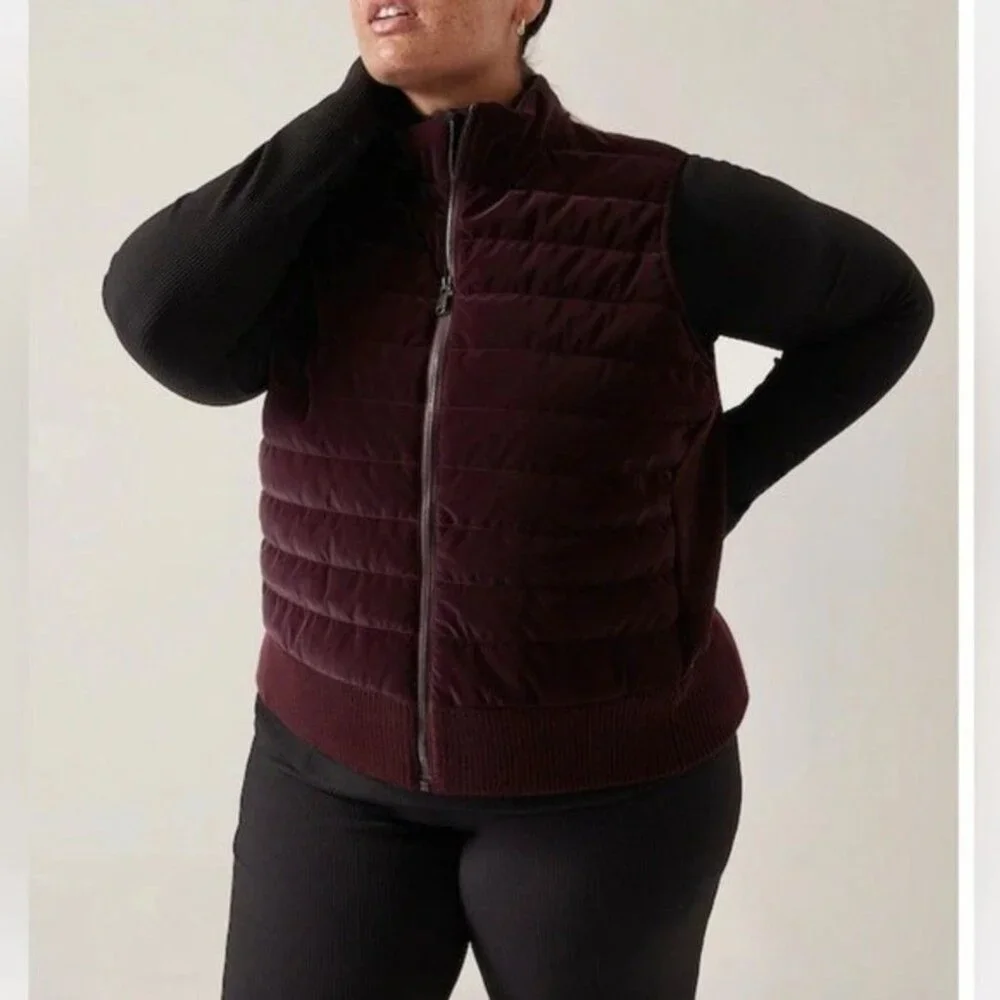 Athleta Hanover Hybrid Vest Spiced Cabernet Size Large NWT